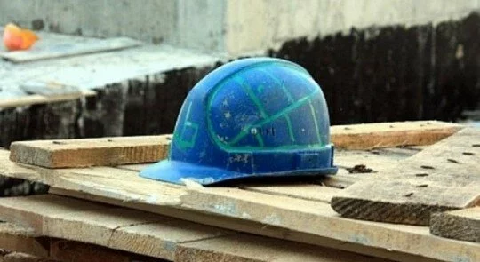 Фотография к новости В Костроме погиб рабочий, сорвавшись с высоты второго этажа